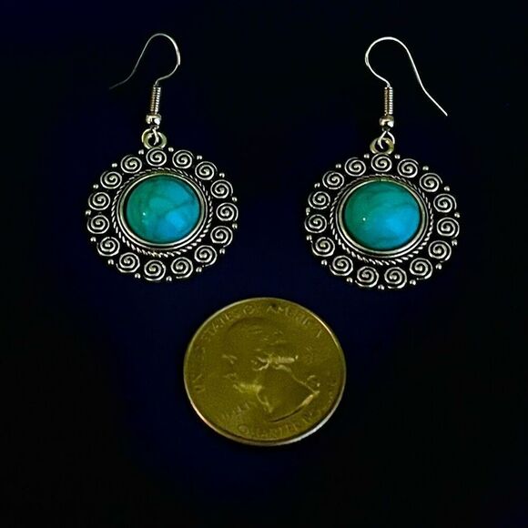 BAF “Darling Dangles” 1 1/4” Turquoise & Silver Earrings - Picture 5 of 7